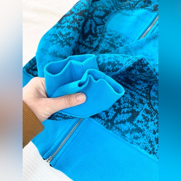 Lululemon Special Edition Fair Isle Snowflake Scuba Hoodie - Picture 10 of 15